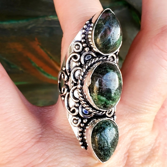 New Ruby in Zoisite 925 Silver Statement Ring. - Picture 8 of 15